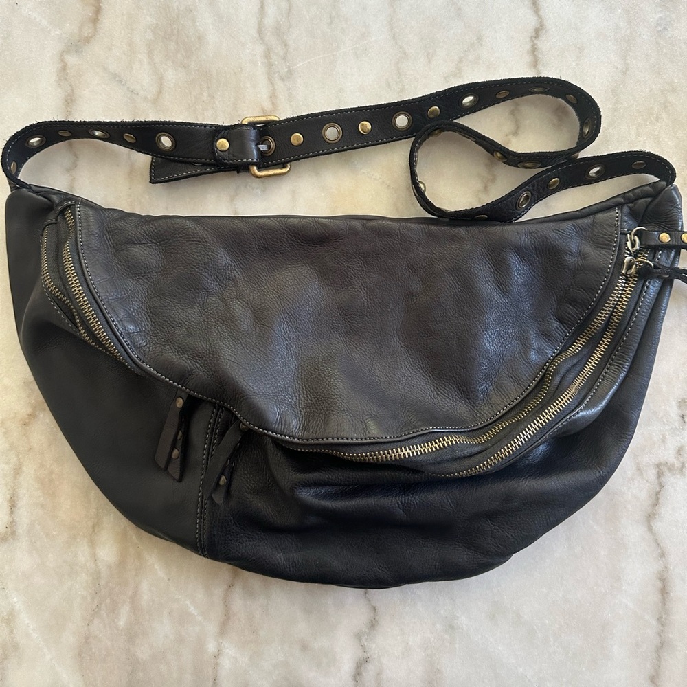 Bolsa Nova Bella Sling Bag